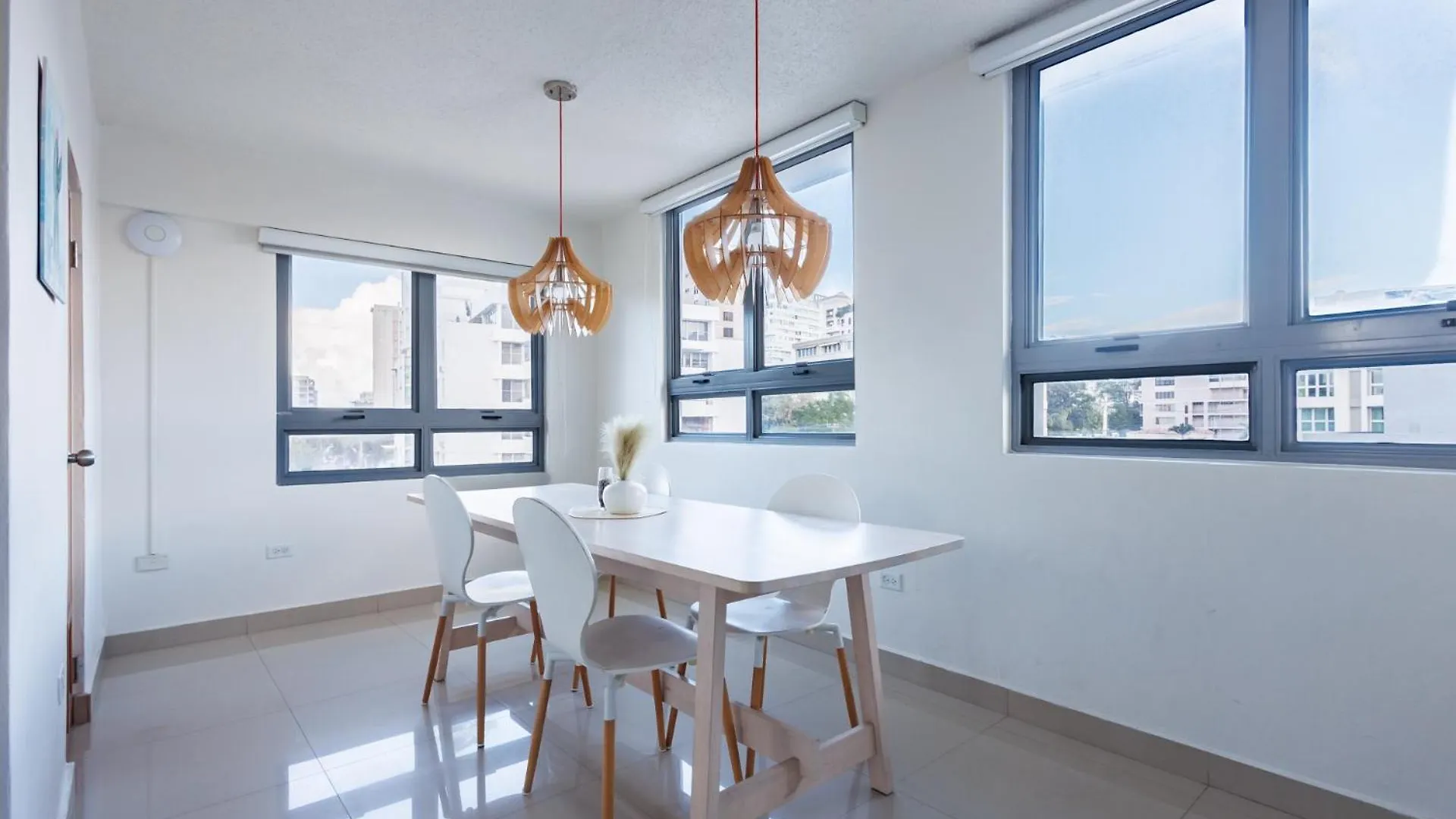 Avila Suites 圣胡安 0*,