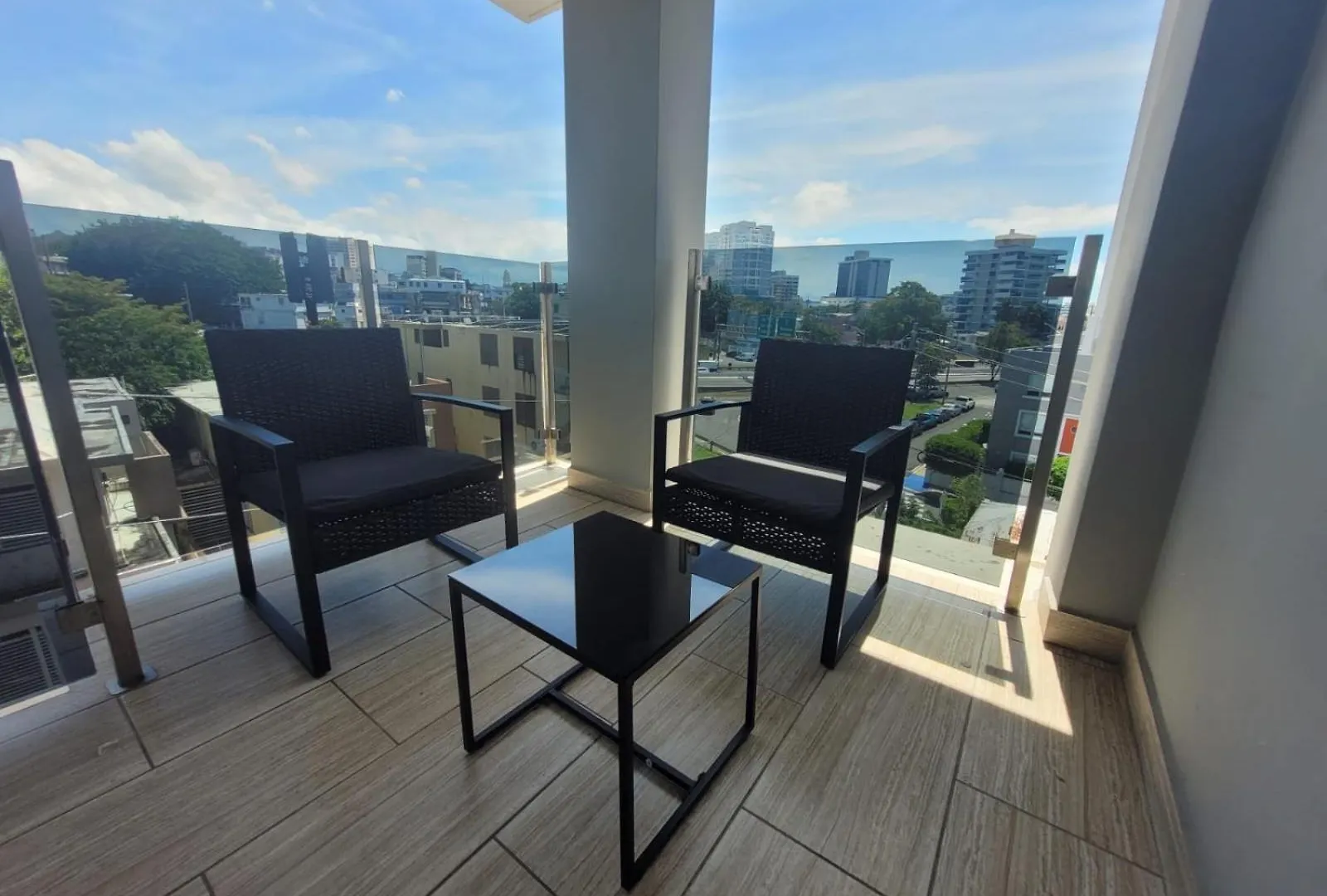 Avila Suites 圣胡安 招待所